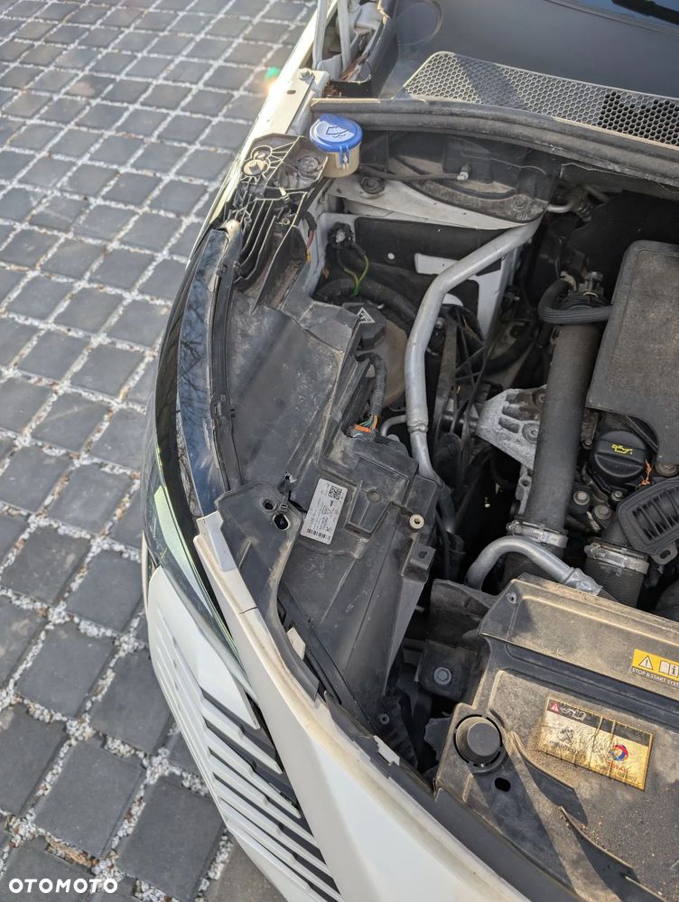 Peugeot 5008 1.2 PureTech Allure Pack S&S EAT8 - 18