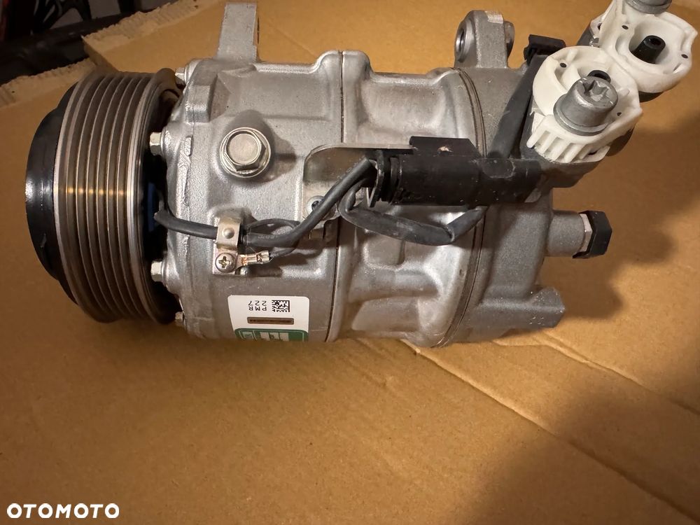 NOWA Sprężarka Kompresor klimatyzacji BMW MINI F40 F10 G30 F48 F15 64525A3F1D2 - 1