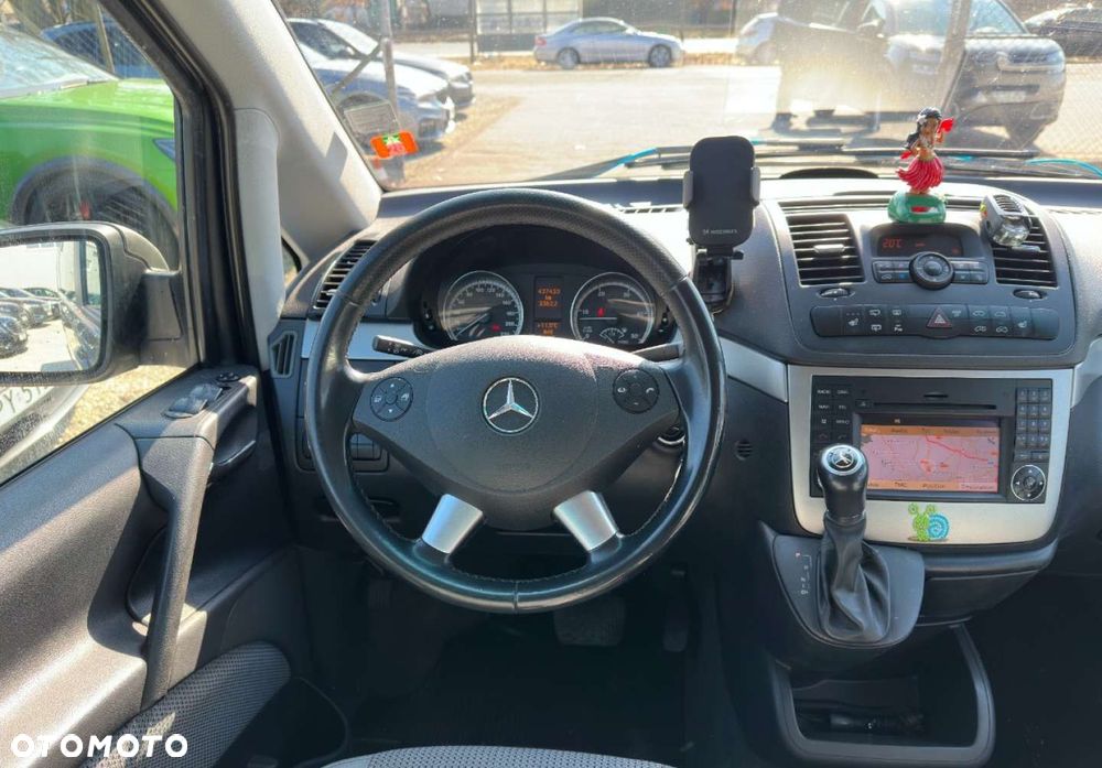Mercedes-Benz Viano - 13