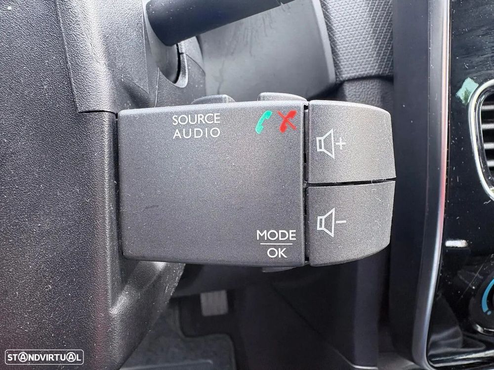 Renault Clio 0.9 TCe Limited - 41