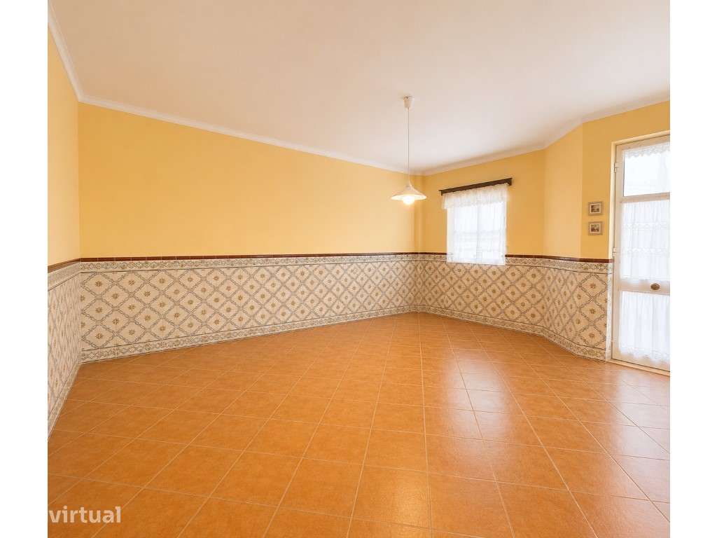 T2+1 com Terraço e Box | Centro das Caldas da Rainha - Grande imagem: 3/23