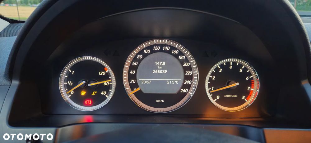 Mercedes-Benz Klasa C 200 Kompressor Elegance - 32