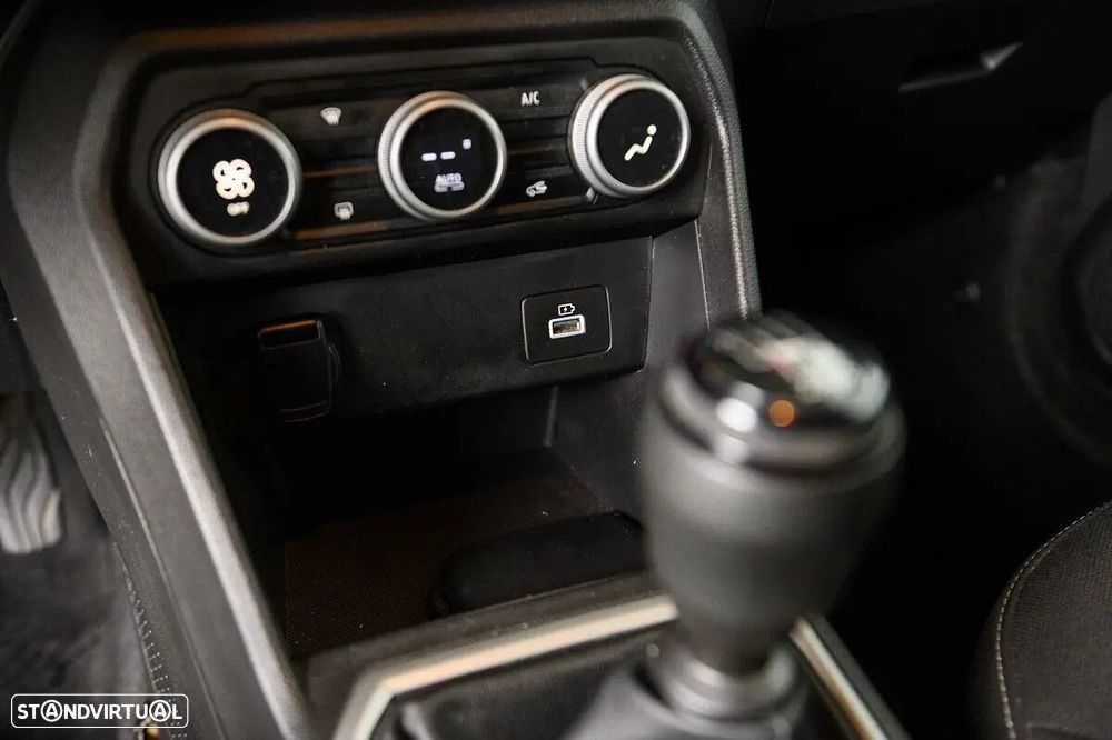 Dacia Jogger 1.0 TCe Extreme 7L - 34