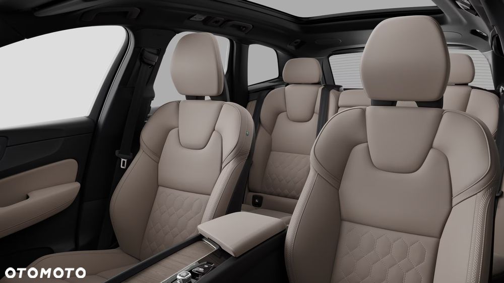 Volvo XC 60 B5 B AWD Ultra Bright - 7