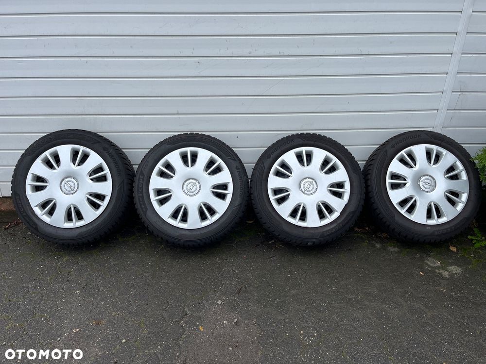 Opel Corsa 1.4 16V Satellite - 11