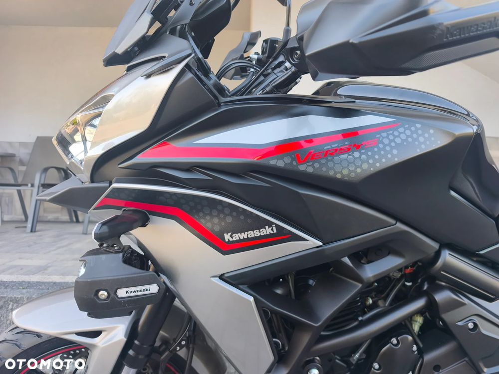 Kawasaki Versys 650 - 23