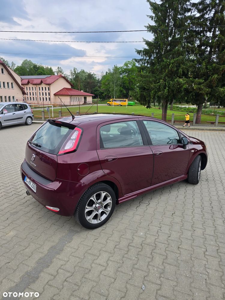 Fiat Punto 2012 - 12