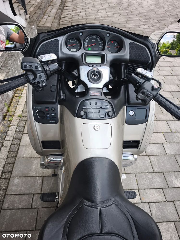 Honda GL - 17