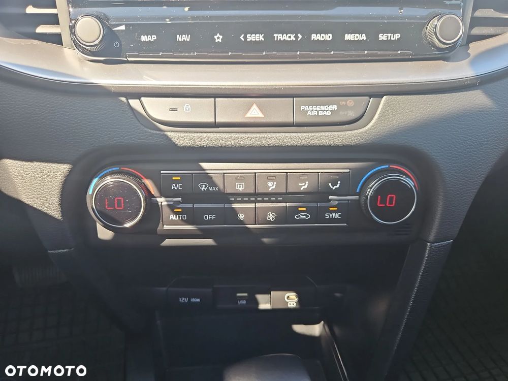 Kia Ceed 1.5 T-GDI M DCT - 12