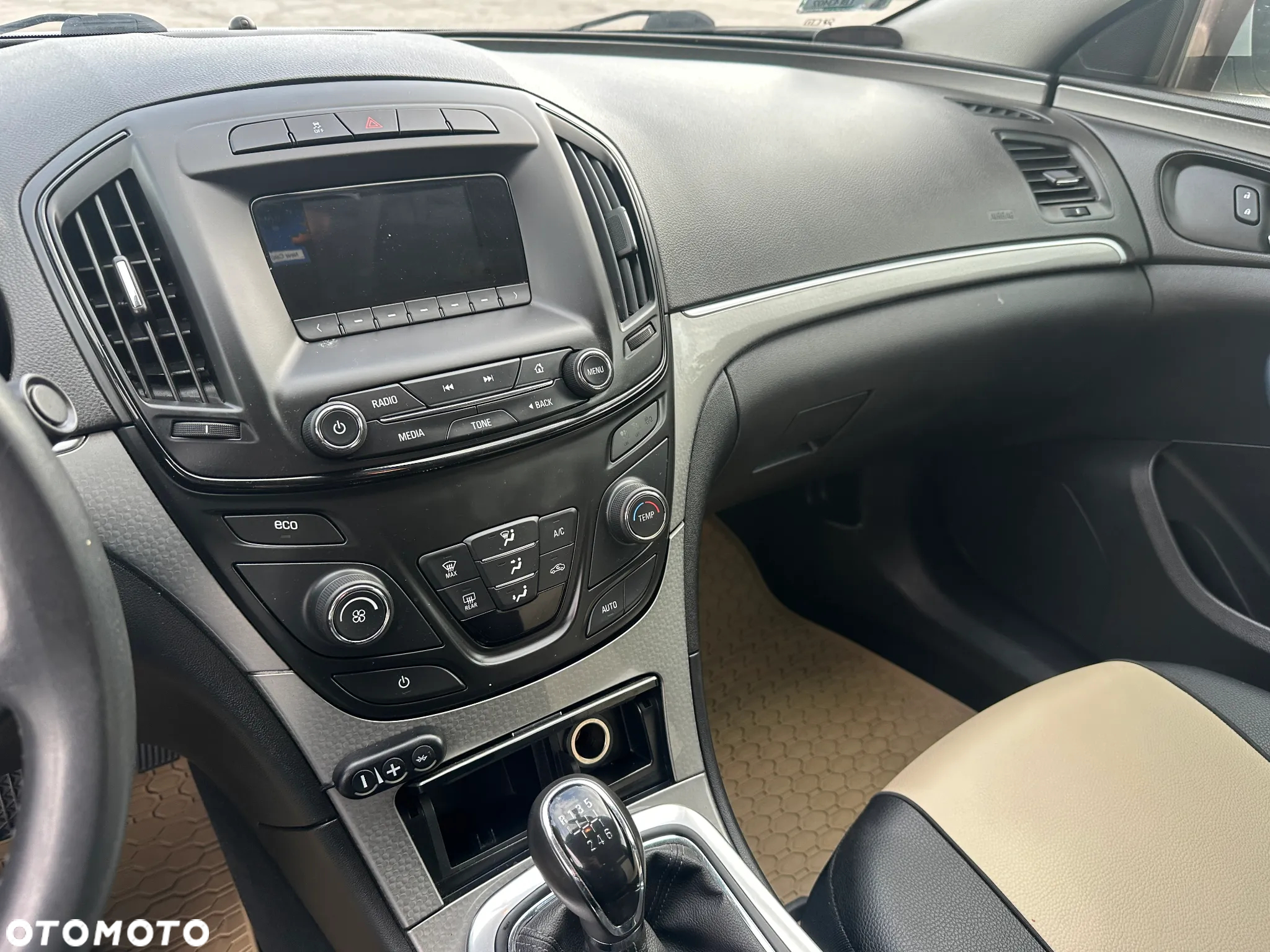 Opel Insignia 1.6 CDTI EcoFLEX S&S - 26