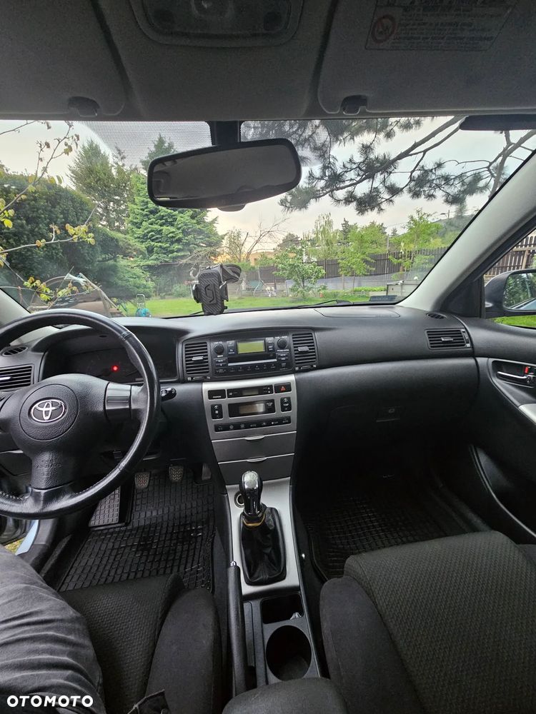 Toyota Corolla 1.6 VVT-i Sol (air6) - 7