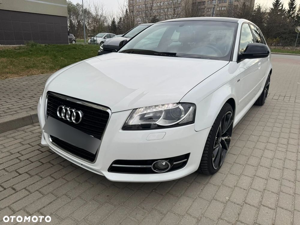 Audi A3 Sportback 2.0 TDI DPF Ambition S tronic - 2