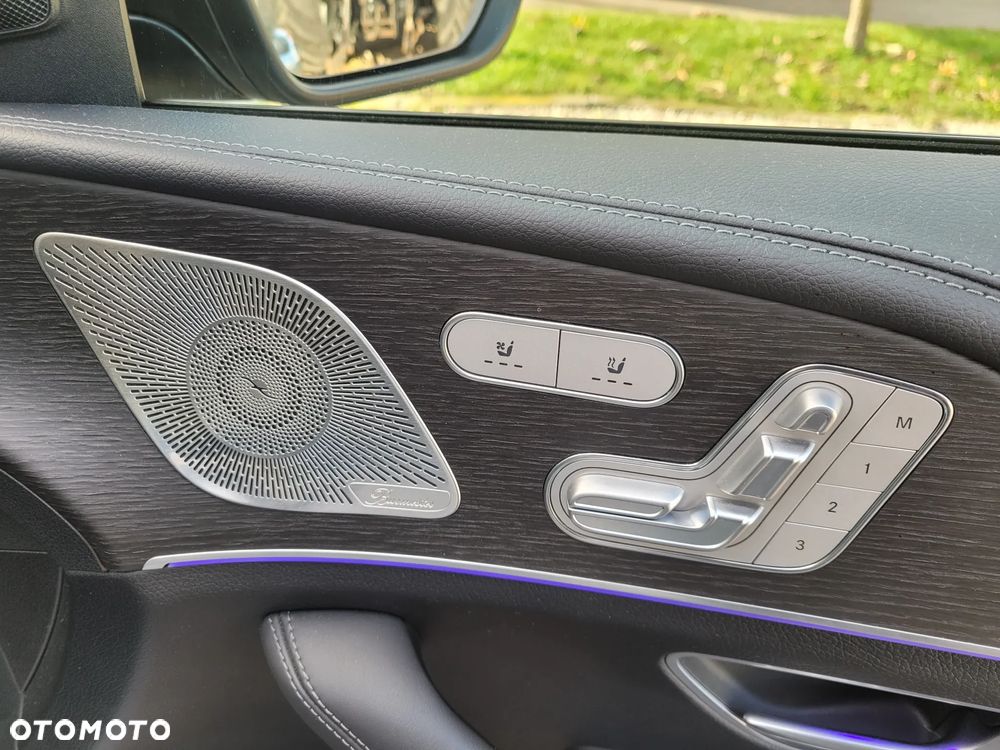 Mercedes-Benz GLE 400 d 4Matic 9G-TRONIC AMG Line - 12