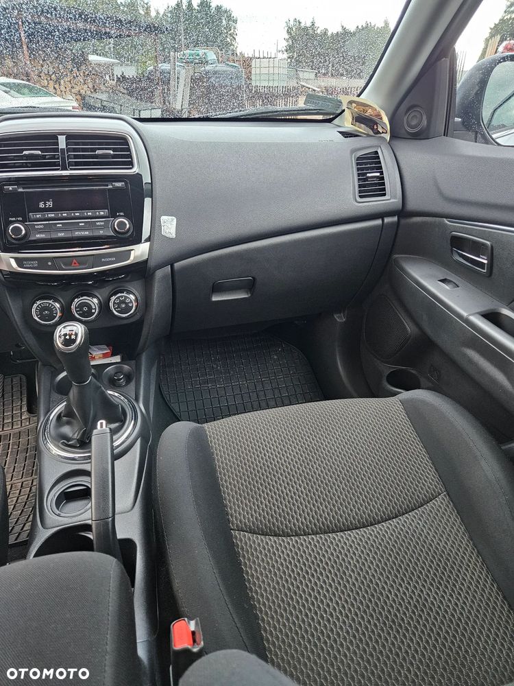 Mitsubishi ASX 1.6 Intense - 15