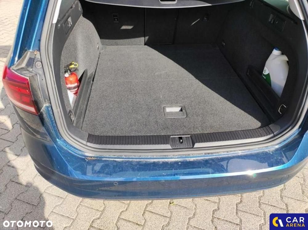 Volkswagen Passat - 38