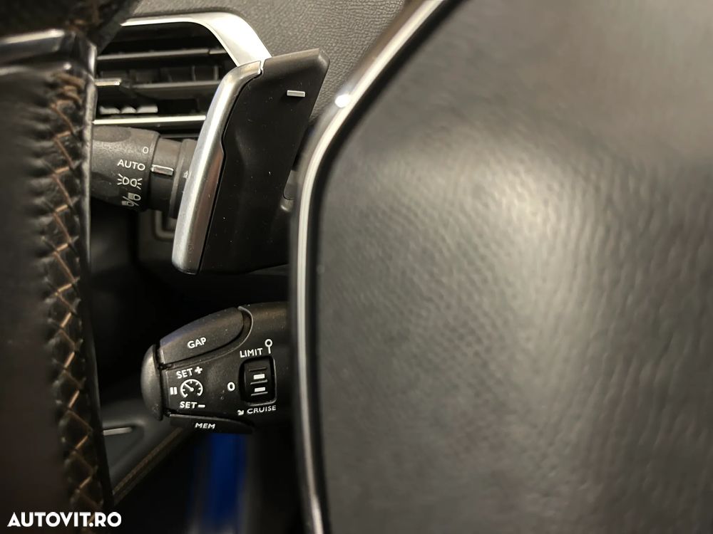 Peugeot 3008 BlueHDi 180 Stop & Start EAT6 GT - 32