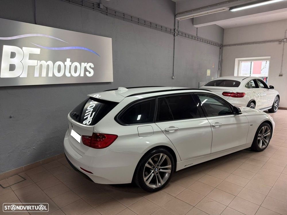 BMW 320 - 4