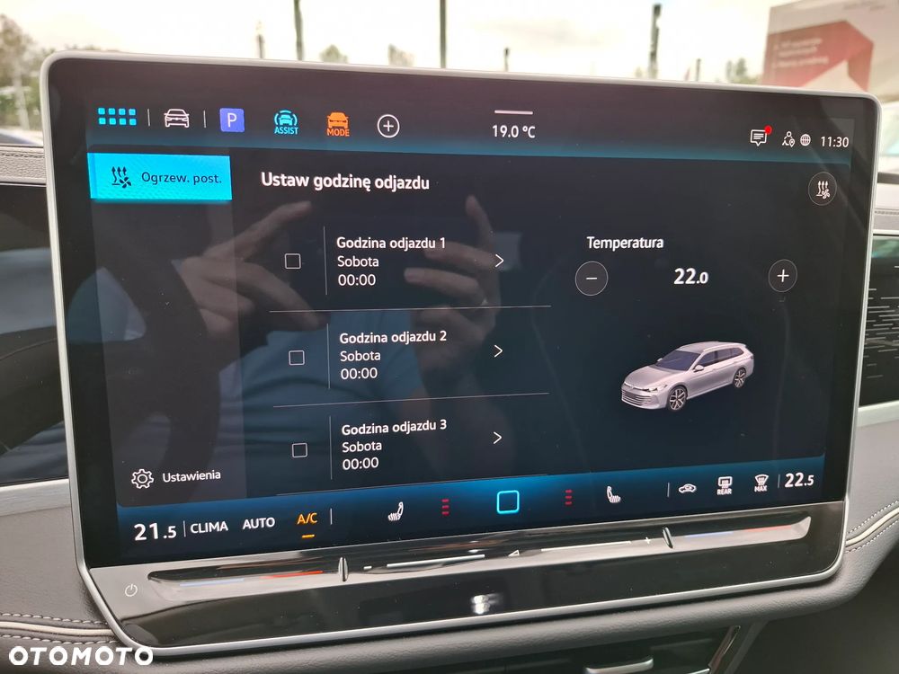 Volkswagen Passat Variant 2.0 TDI SCR DSG Elegance - 31