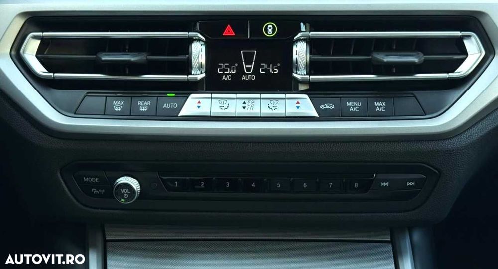 BMW Seria 3 - 24