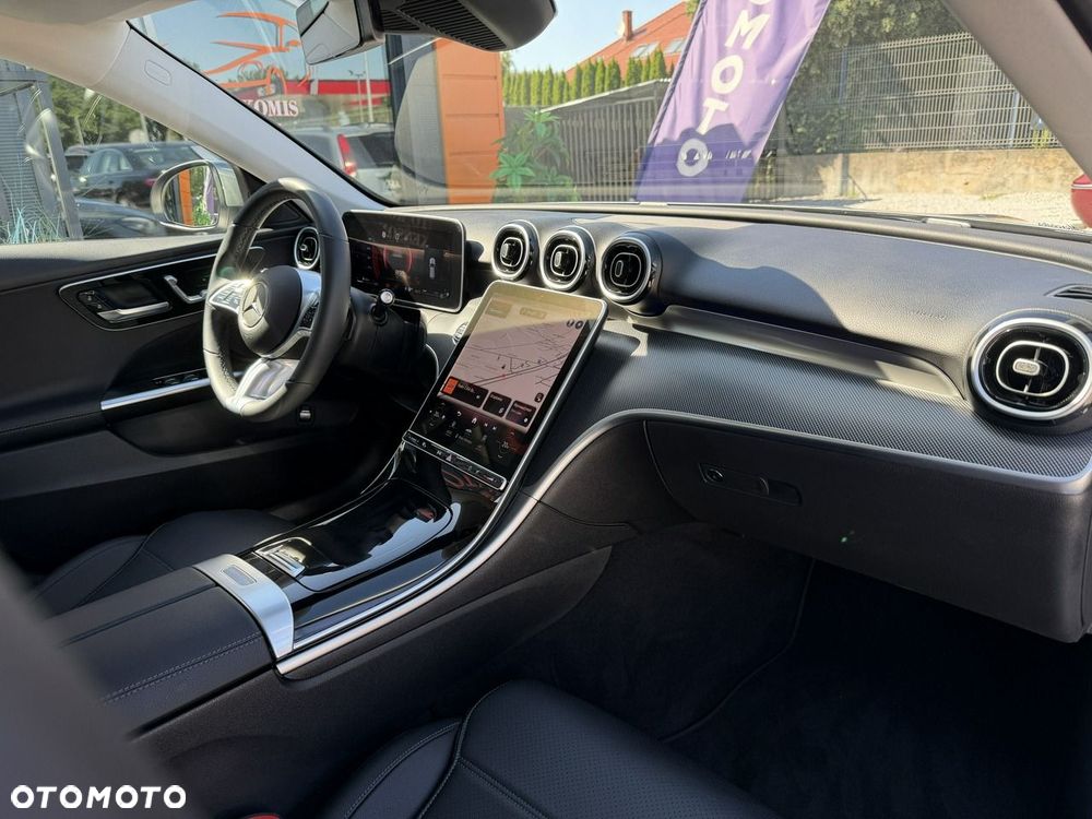 Mercedes-Benz Klasa C 200 d 9G-TRONIC AMG Line - 24