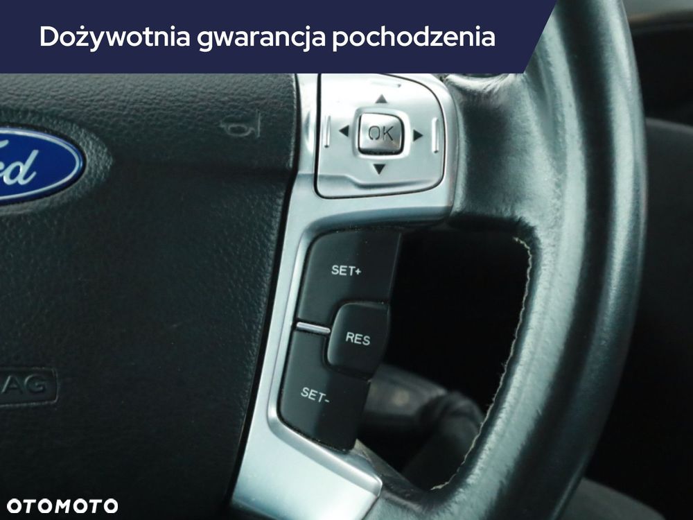 Ford S-Max - 21