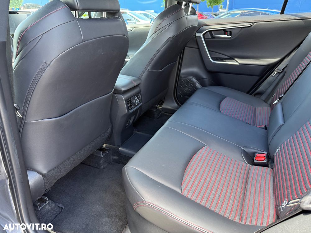 Suzuki Across 2.5 CVT PHEV Luxus - 17