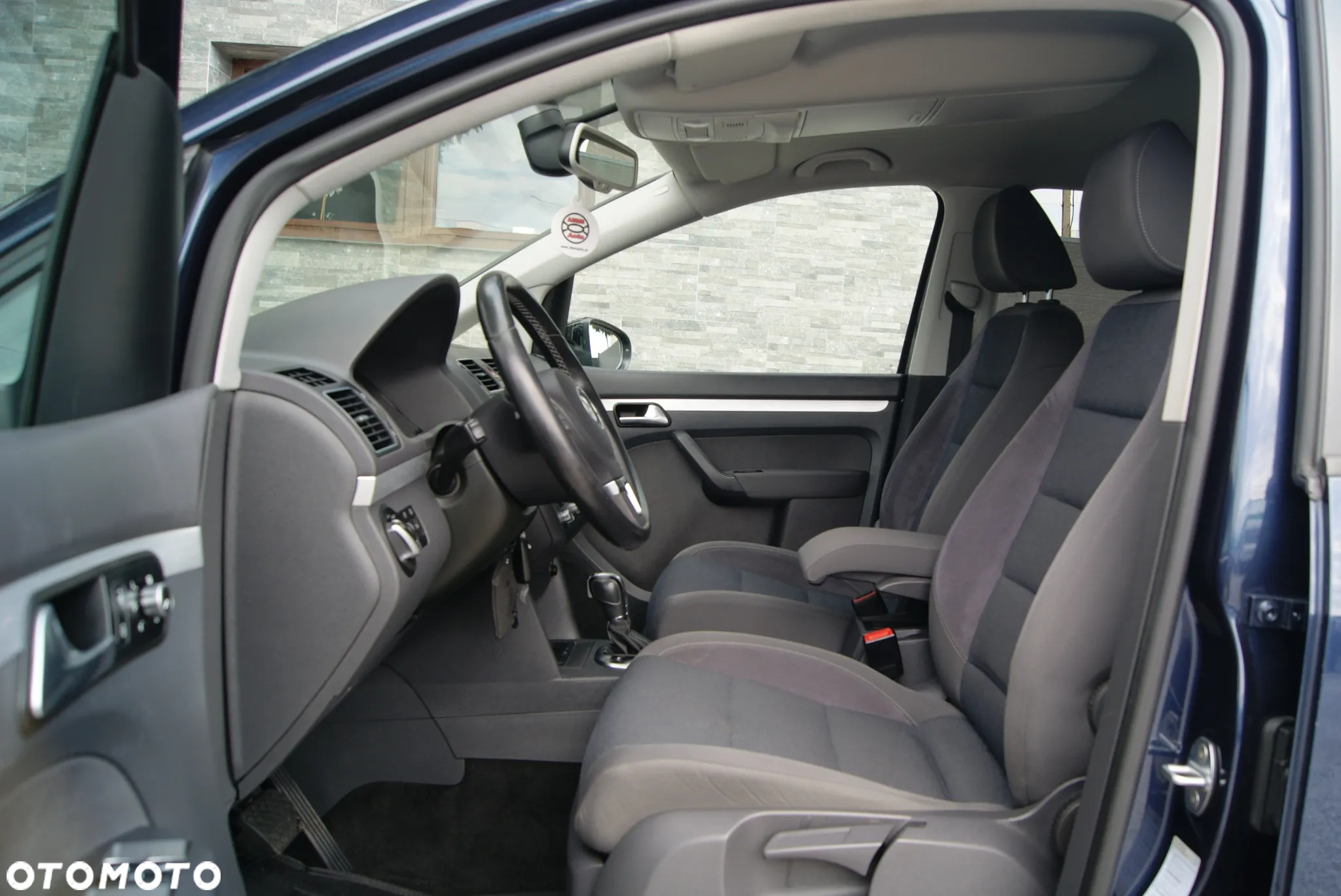 Volkswagen Touran 2.0 TDI DPF DSG STYLE - 20