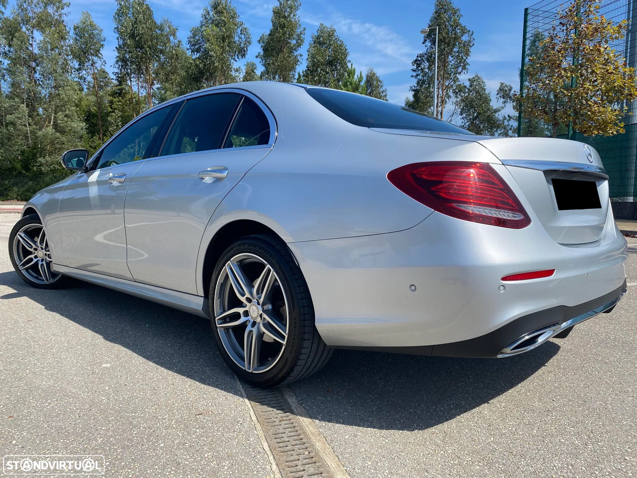 Mercedes-Benz E 220 d AMG Line - 6