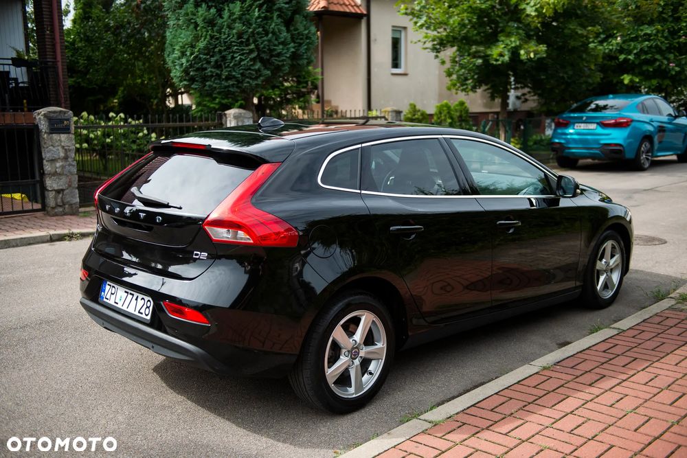 Volvo V40 D2 Summum - 6