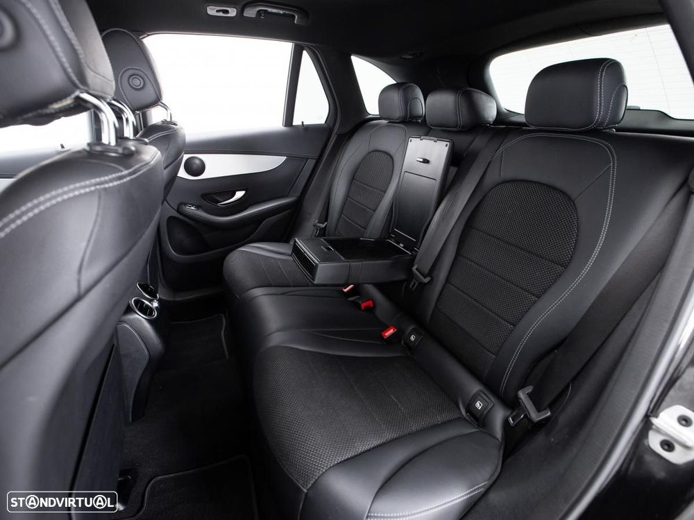 Mercedes-Benz GLC 300 de 4Matic - 11