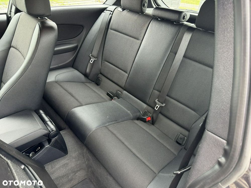 BMW Seria 1 118d DPF Edition Sport - 21