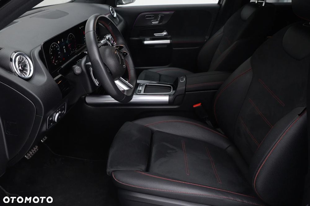 Mercedes-Benz GLA 200 d 4Matic 8G-DCT AMG Line - 7