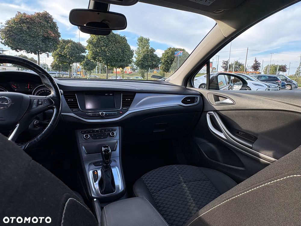 Opel Astra 1.4 T Enjoy S&S - 21