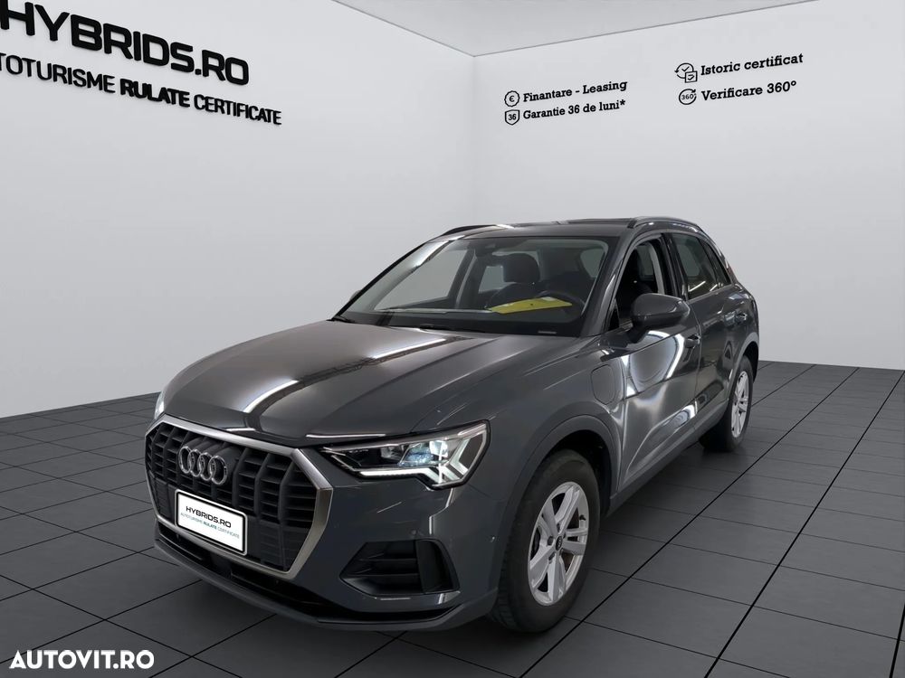 Audi Q3 45 TFSIe S tronic - 1