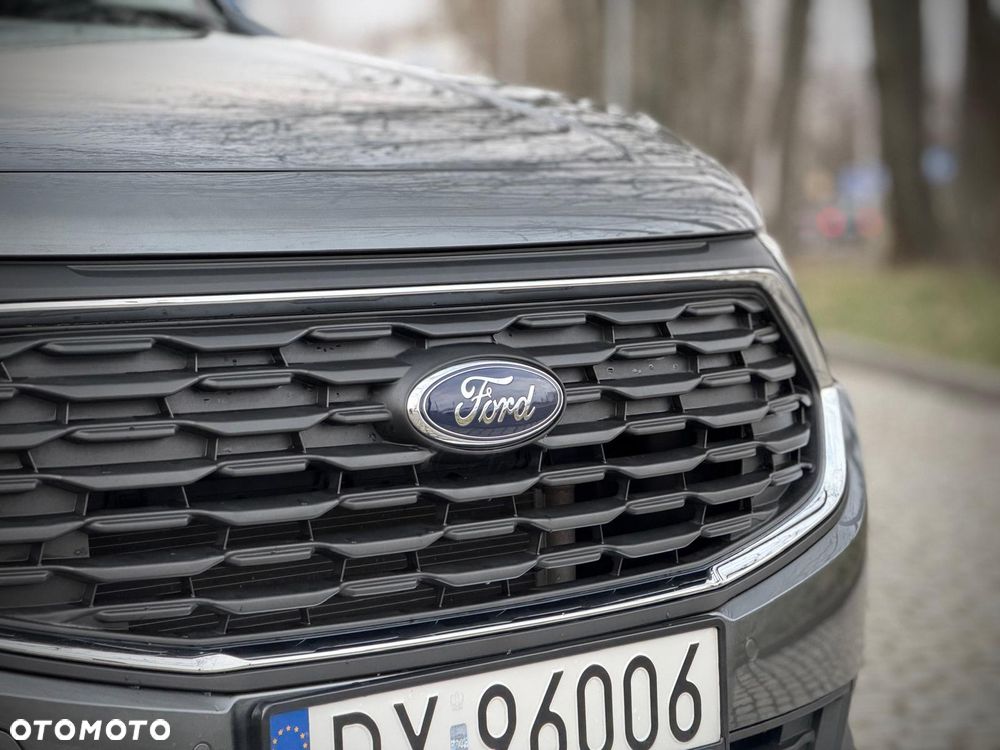 Ford Tourneo Connect Grand - 8