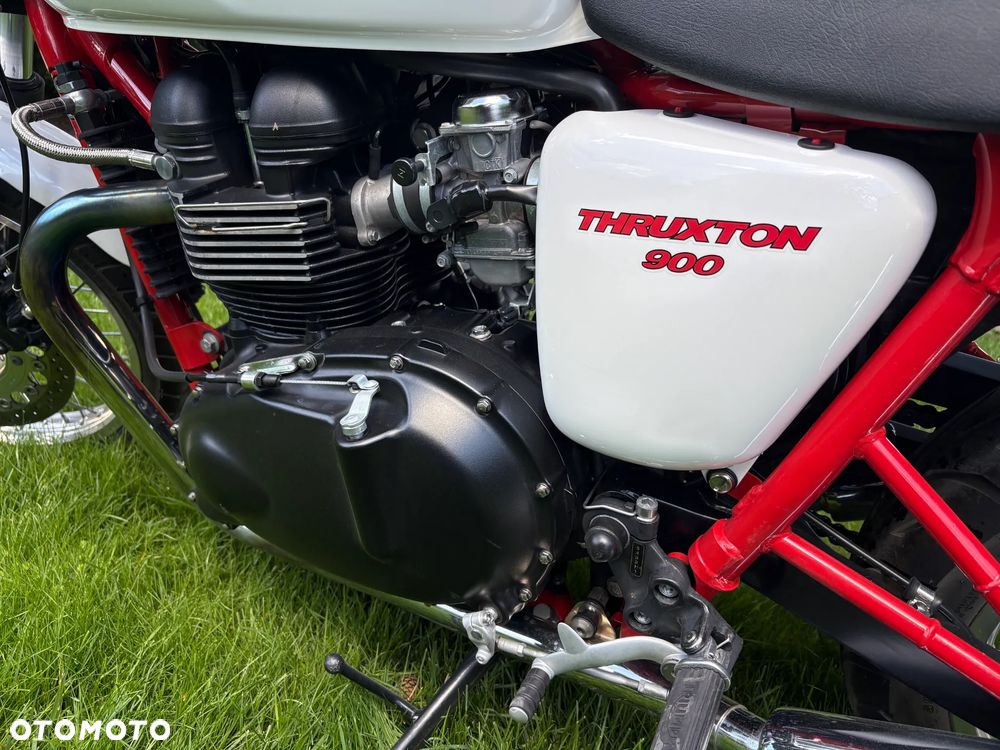 Triumph Thruxton - 13