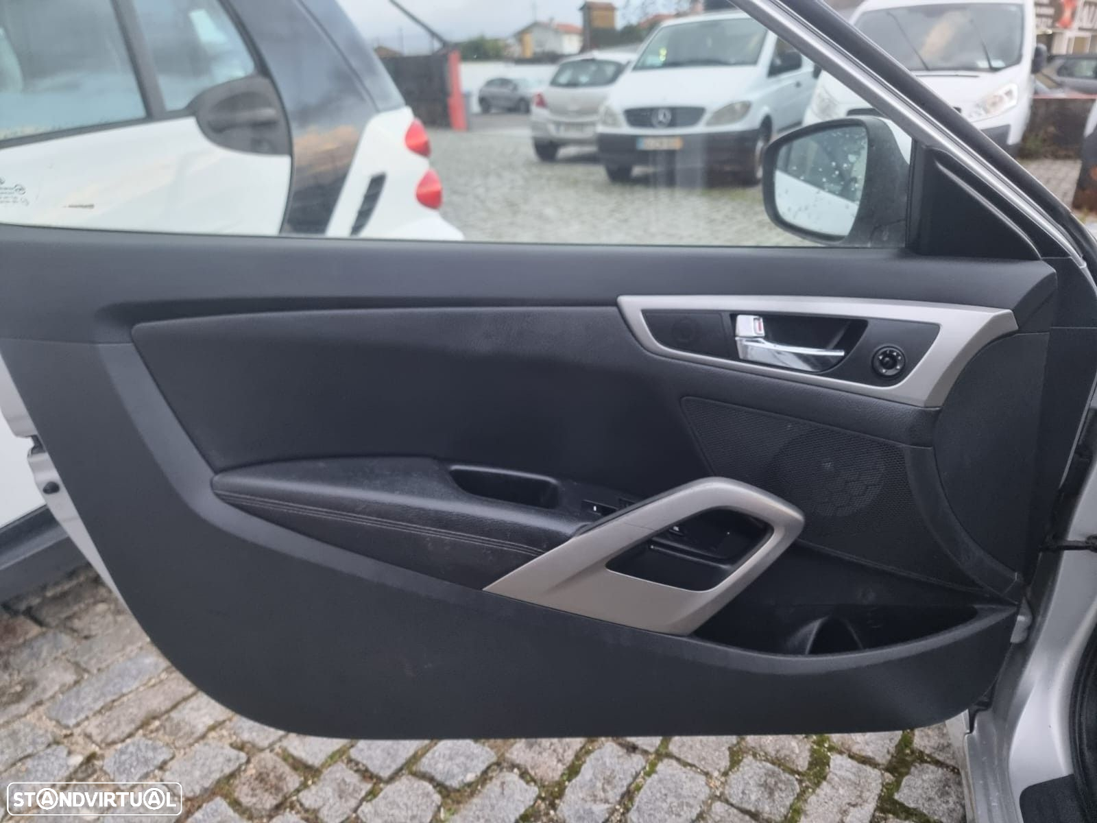 Hyundai Veloster 1.6 GDi Blue Style - 18