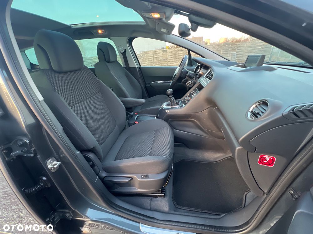 Peugeot 5008 HDI 150 Business-Line - 23