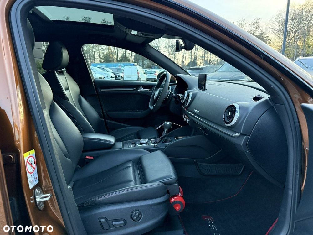 Audi RS3 Sportback 2.5 TFSI Quattro S tronic - 24