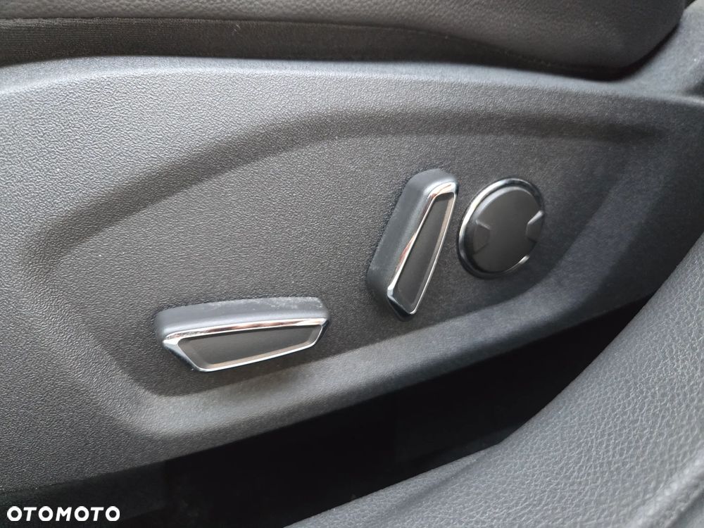 Ford Mondeo 2.0 TDCi STart-Stopp PowerShift-Aut Titanium - 38