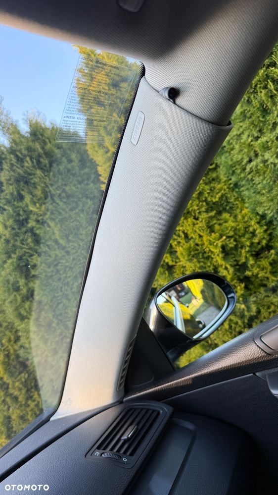 Volkswagen Passat 1.9 TDI Trendline - 39
