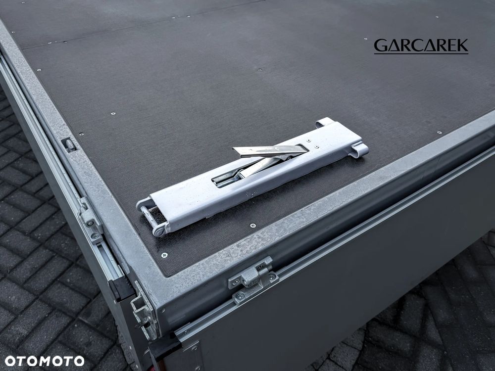 Mitsubishi Fuso Canter 3C15 skrzynia stała 5 mb Romcar prawko B autoklima - 12