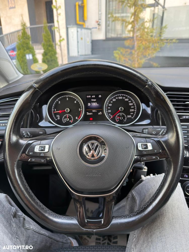 Volkswagen Golf 1.6 TDI BlueMotion Comfortline - 12