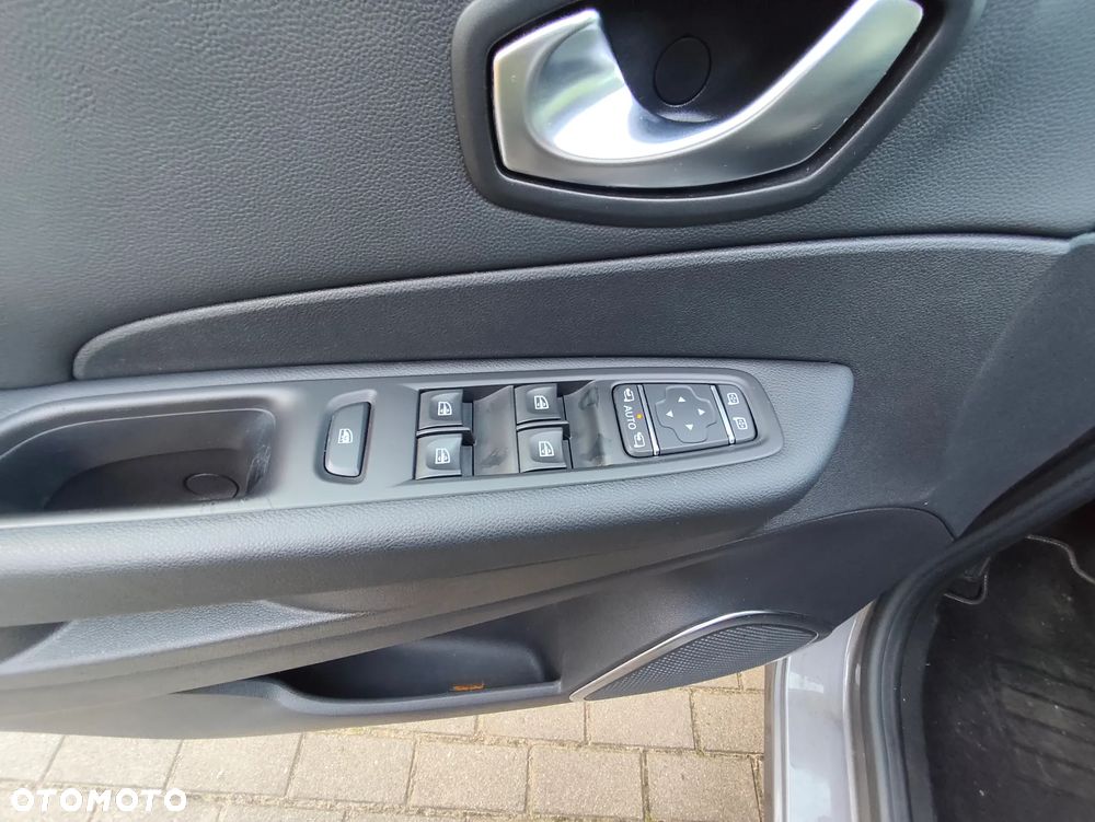 Renault Captur - 17