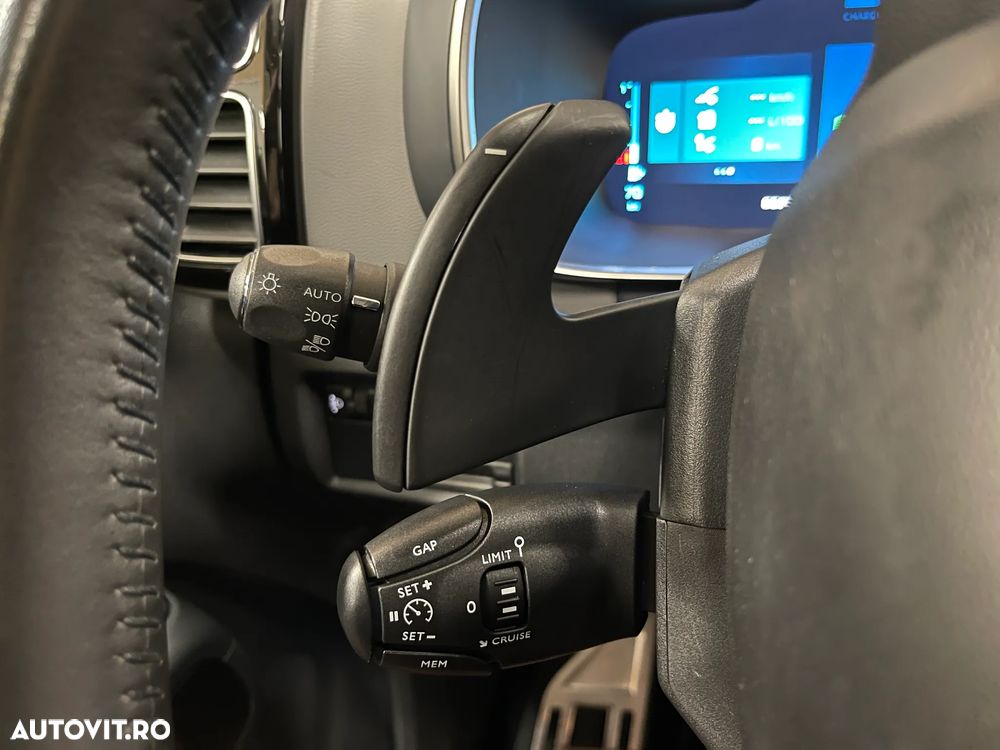 Citroën C5 Aircross 1.6 Hybrid FWD 225 EAT8 Shine - 27