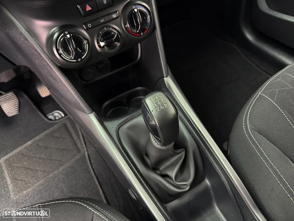 Peugeot 2008 1.2 PureTech Style - 23