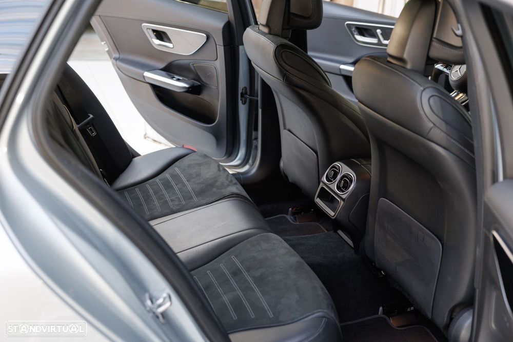 Mercedes-Benz C 300 d AMG Line - 16