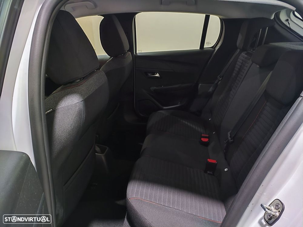 Peugeot 208 1.2 PureTech Active Pack - 29