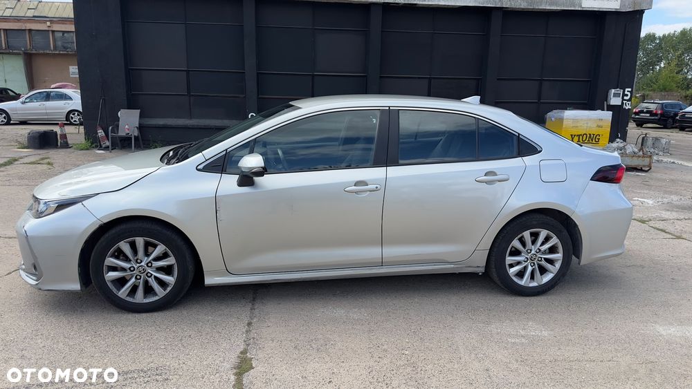 Toyota Corolla 1.8 Hybrid Comfort - 4