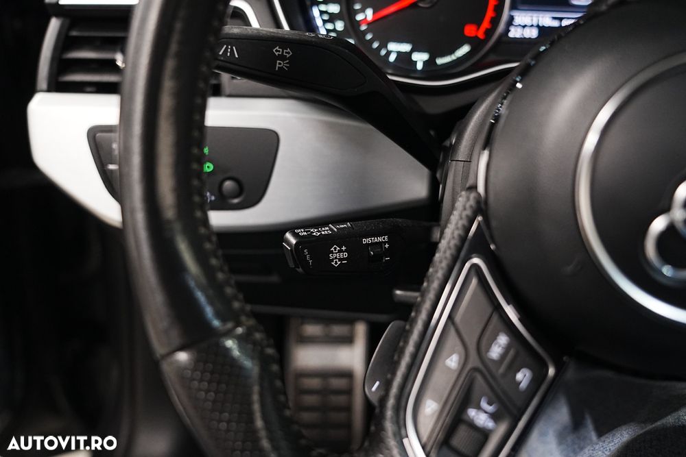 Audi A4 Avant 2.0 TDI quattro S tronic Sport - 30